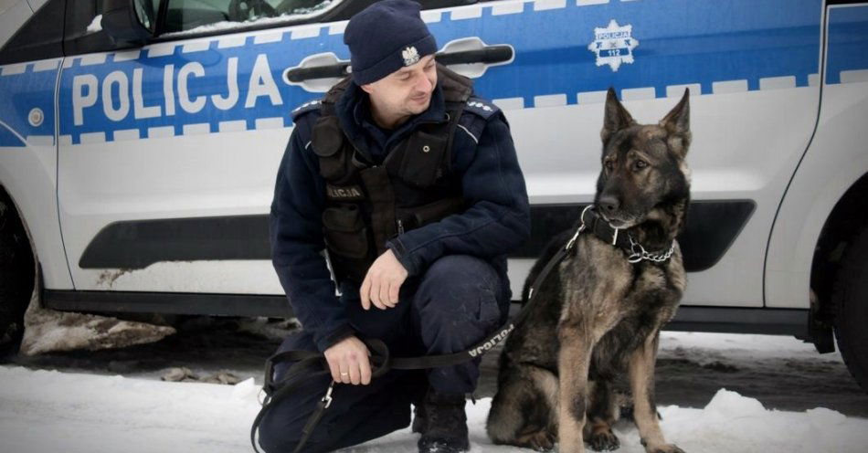 zdjęcie: Morus doprowadził do wyziębionego 30-latka / fot. KPP Bielsk Podlaski