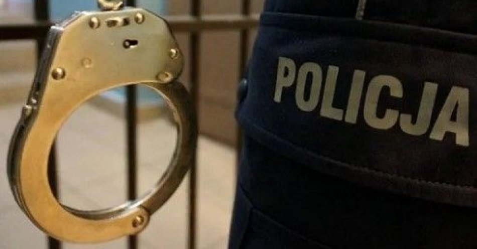 zdjęcie: Był poszukiwany za niealimentację. Został zatrzymany, na wolność wyjdzie za 10 miesięcy / fot. KPP w Pułtusku