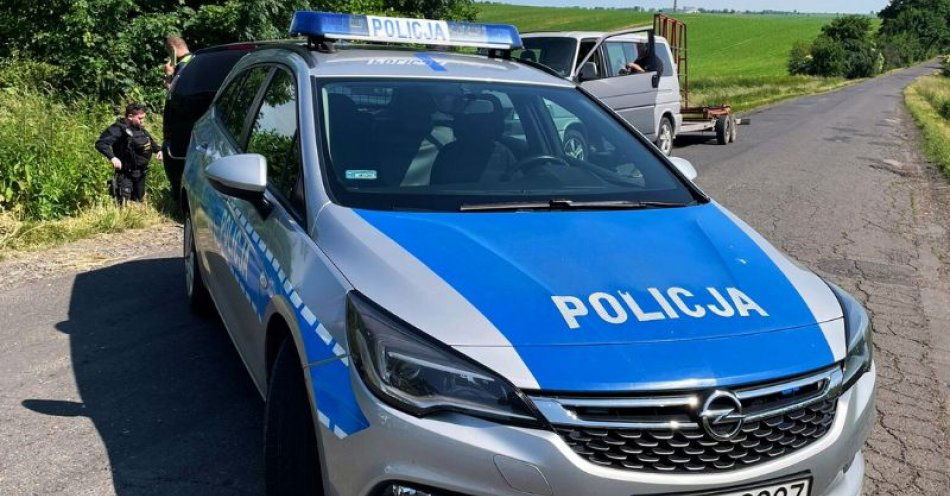 zdjęcie: Pościg transgraniczny zakończony przez głubczyckich policjantów / fot. KPP Głubczyce