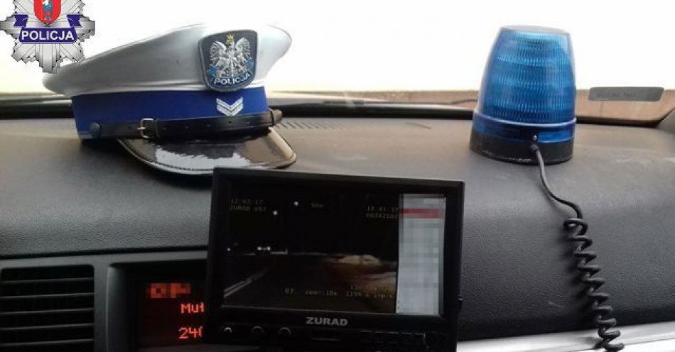 zdjęcie: W terenie zabudowanym jechała z prędkością ponad 100 km/h / fot. KMP Zamość