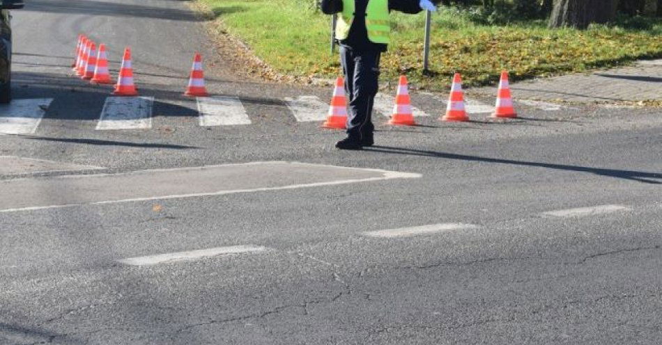 zdjęcie: Ruszyła akcja ZNICZ 2025. Policja dba o bezpieczeństwo na drogach / fot. KPP Koło