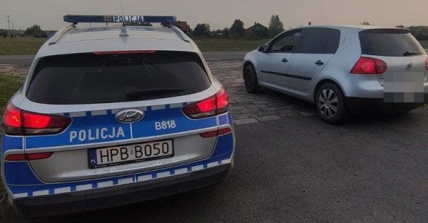 Przekroczył prędkość o 44 km/h, podawał się za swojego zmarłego brata