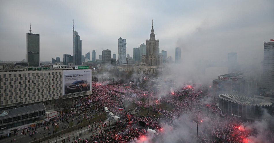 zdjęcie: W Warszawie Marsz Niepodległości pod hasłem 