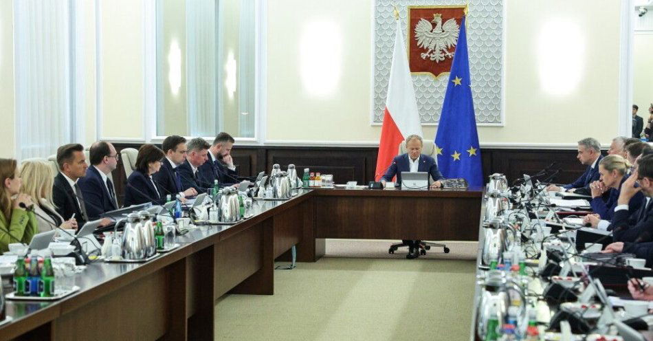 zdjęcie: Rząd przyjął pakiet dziewięciu ustaw deregulacyjnych / fot. PAP