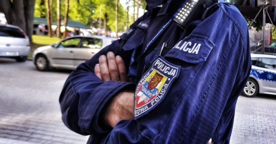 zdjęcie: Poszukiwany kierowca zatrzymany w Gutach po złamaniu zakazów / fot. KPP Grajewo