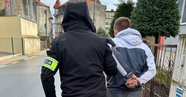 Złodziej samochodu w rękach policji !