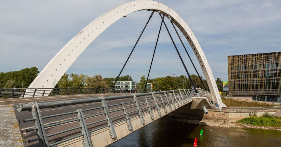 zdjęcie: Dobiega końca budowa nowego mostu na Wiśle / v15565669