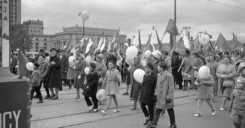 zdjęcie: Międzynarodowy Dzień Solidarności Ludzi Pracy w Polsce na przestrzeni lat / fot. PAP