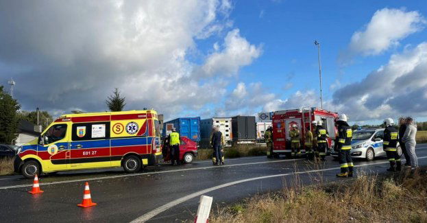 Nie ustąpił pierwszeństwa przejazdu i uderzył w lawetę