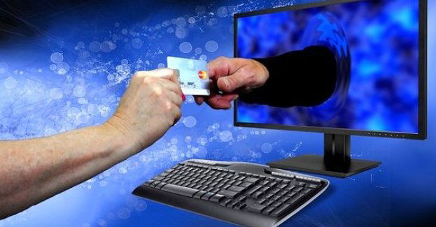 Aktywność oszustów nie maleje. Nie stań się ich ofiarą.