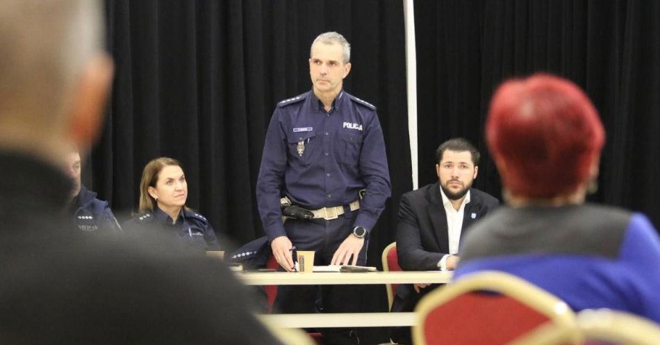 zdjęcie: Skoki: propozycje zmian drogowych i ostrzeżenia przed oszustwami / fot. KPP Wągrowiec