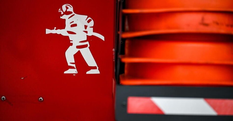 zdjęcie: Pomorskie: strażacy ugasili pożar w zakładzie utylizacji opon w Rożentalu / Dubiecko, 21.05.2024. Nowo oddana do użytku, wybudowana od podstaw siedziba Jednostki Ratowniczo-Gaśniczej Państwowej Straży Pożarnej w Dubiecku, 21 bm. Jednostka podlega Komendzie Miejskiej PSP w Przemyślu. Wartość prac przy budowie i wyposażeniu obiektu to ponad 16 mln zł. PAP/Darek Delmanowicz