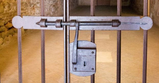 Był poszukiwany do odbycia kary więzienia za przestępstwo skarbowe