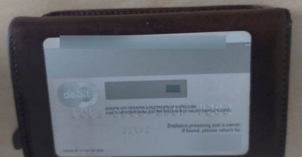 Znalazł kartę płatniczą i posłużył się nią 33 razy, odpowie za włamania na konto