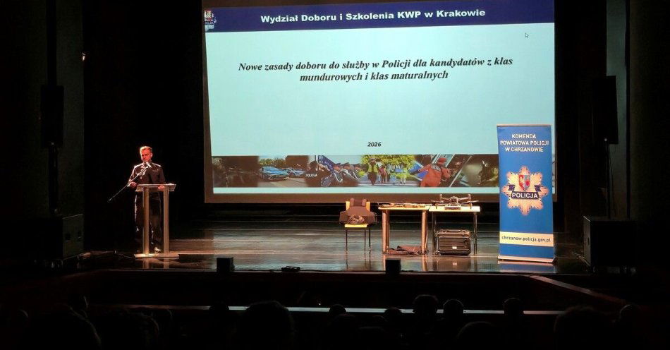 zdjęcie: Policja zaprasza młodzież podczas spotkania w Chrzanowie / fot. KMP w Chrzanowie