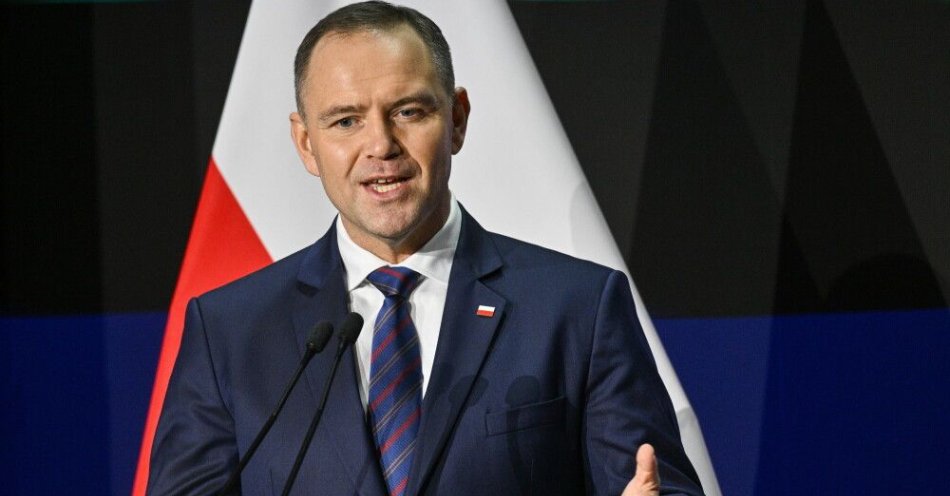 zdjęcie: Weta prezydentów - najwięcej w czasach kohabitacji / Kalvarija, Litwa, 20.10.2025. Prezydent RP Karol Nawrocki podczas konferencji prasowej w związku z otwarciem odcinka autostrady Via Baltica przy polsko-litewskim przejściu granicznym Budzisko-Kalvarija, 20 bm. (sko) PAP/Valdemar Doveiko