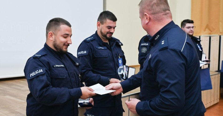 zdjęcie: Wieruszowski duet najlepszy w kraju / fot. KPP w Wieruszowie