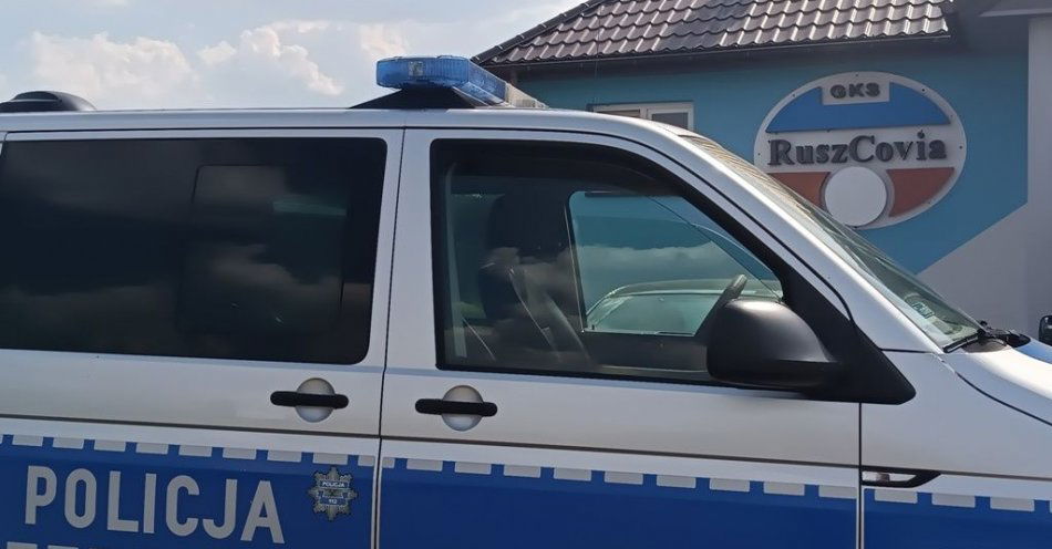 zdjęcie: Testy sprawności fizycznej przysuskich policjantów / fot. KPP w Przysusze