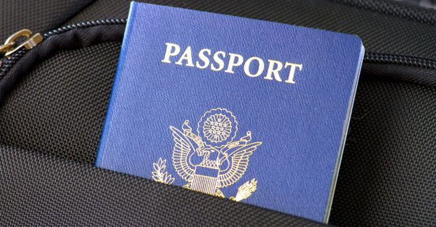 Tadżyk zatrzymany na granicy z fałszywym prawem jazdy i cudzym paszportem