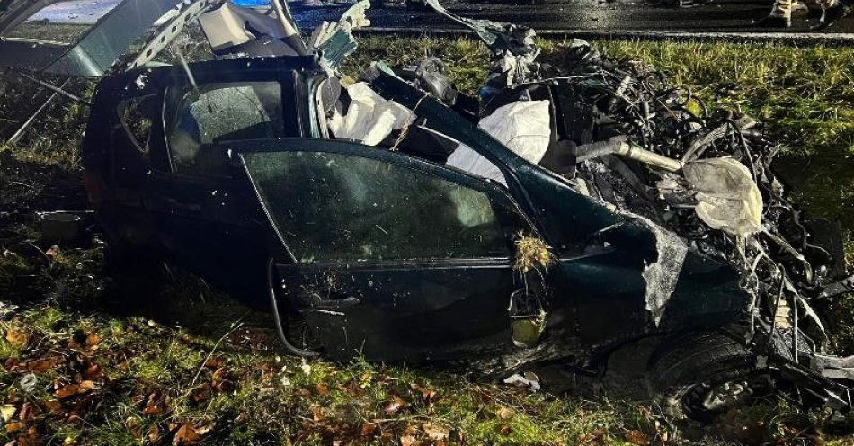 zdjęcie: Tragiczny wypadek na prostej skoroszowskiej zginął kierowca / fot. KPP w Miliczu