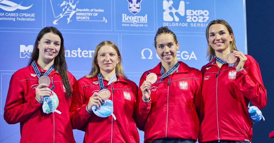 zdjęcie: ME w sportach wodnych: Sztafeta kraulistek na podium! Pływalnia w Belgradzie odczarowana / fot. Radosław Jóźwiak