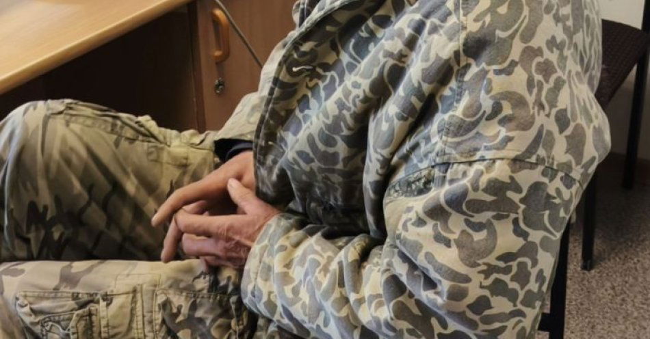 zdjęcie: 70-latek zatrzymany za rozbój na terenie sklepu w Zarzeczu / fot. KPP w Nisku