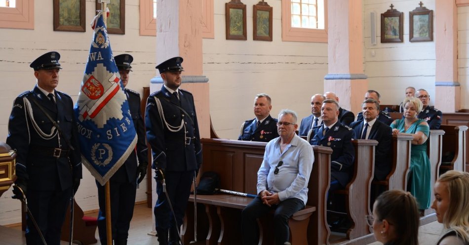 zdjęcie: Uroczysty apel z okazji Święta Policji / fot. KPP w Sierpcu