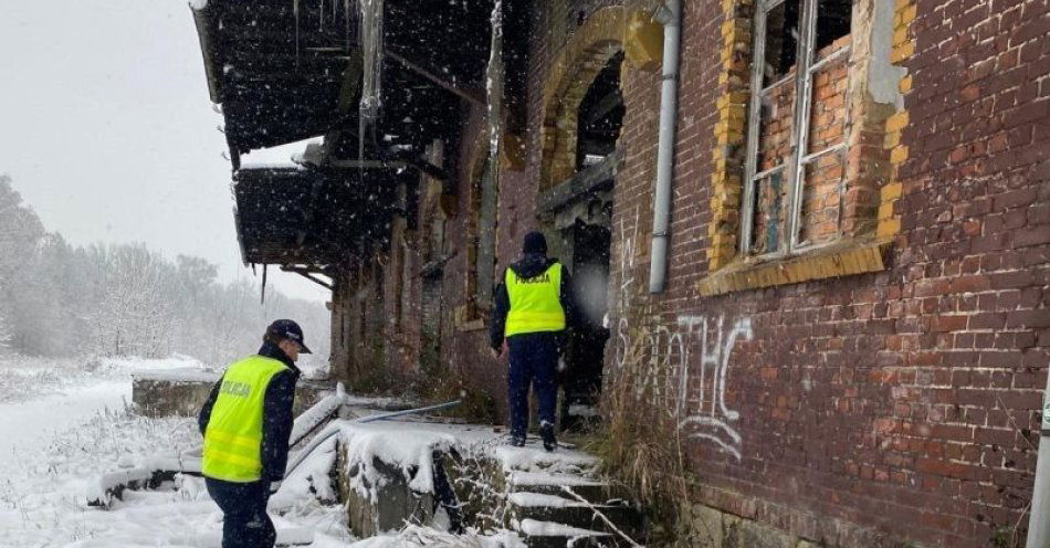 zdjęcie: Akcja Zima w powiecie lwóweckim policja sprawdza miejsca pobytu / fot. KPP w Lwówku Śląskim