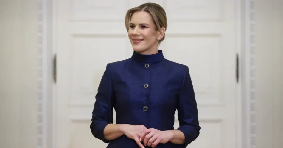zdjęcie: Marta Nawrocka zaprosiła młode Polki na spotkanie w Juracie / Warszawa, 10.12.2025. Pierwsza dama RP Marta Nawrocka podczas spotkania przedświątecznego z paniami ambasador i współmałżonkami szefów misji dyplomatycznych akredytowanych w Polsce, 10 bm. w Pałacu Prezydenckim w Warszawie. (jm) PAP/Leszek Szymański
