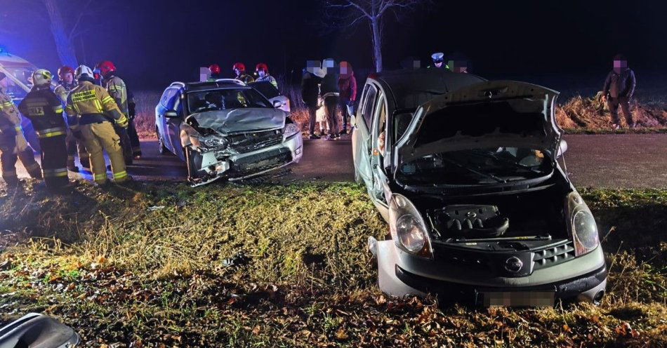 zdjęcie: 16 wypadków na Mazowszu podczas świąt jedna osoba nie żyje / fot. KPP w Kozienicach Wypadek w miejscowości Ligówko (pow. sierpecki)