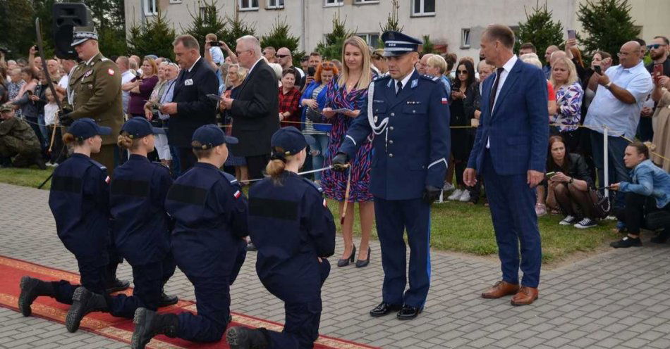 zdjęcie: Święto Zespołu Szkół im. M. Rataja w Gościnie / fot. KPP w Kołobrzegu