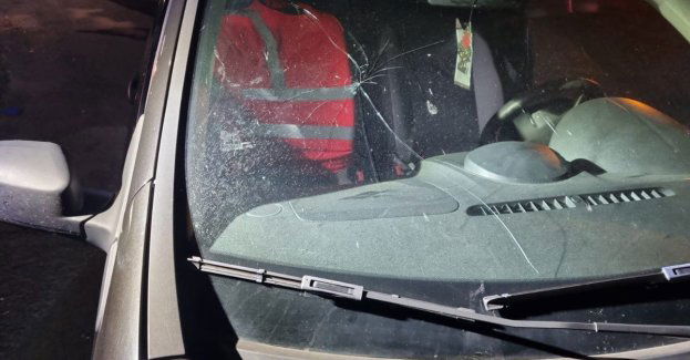 Jechała po alkoholu, z pasażerem bez pasów i uszkodzonym autem