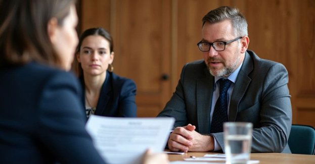 Policjant z Bochni wyjaśnił procedury przeciwdziałania przemocy