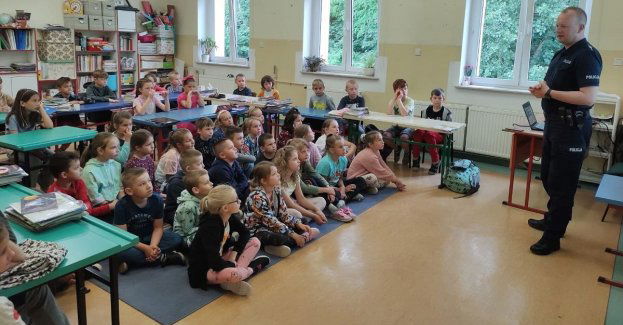 Policjanci w szkołach podstawowych