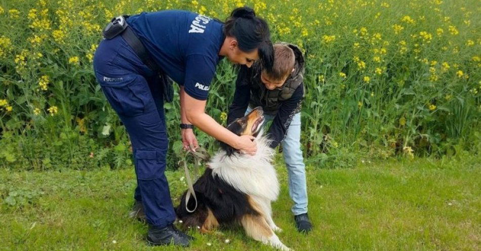 zdjęcie: Mama w niebieskim mundurze / fot. KPP Głubczyce