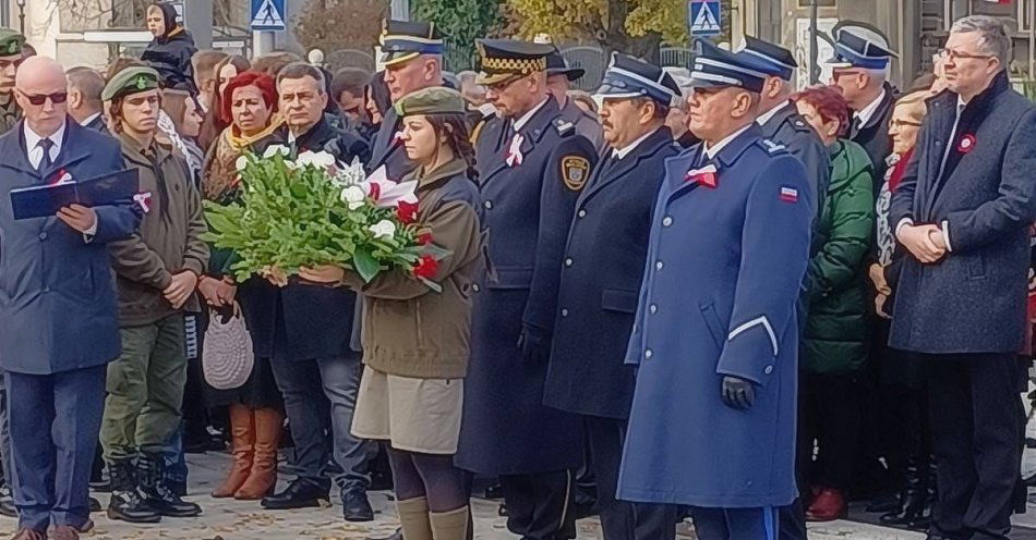 zdjęcie: Pabianickie obchody Narodowego Święta Niepodległości / fot. KPP w Pabianicach