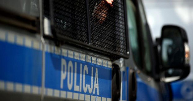 Policja zatrzymała pijanego Meksykanina biegającego z nożem po centrum miasta