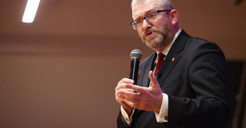 zdjęcie: Kolejne skandaliczne słowa Brauna; czas na zdecydowaną reakcję służb / fot. PAP