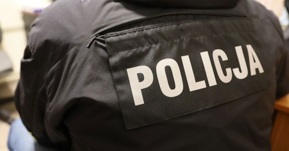 zdjęcie: Zatrzymano złodzieja deski snowboardowej na Piaskach / fot. KMP Białystok