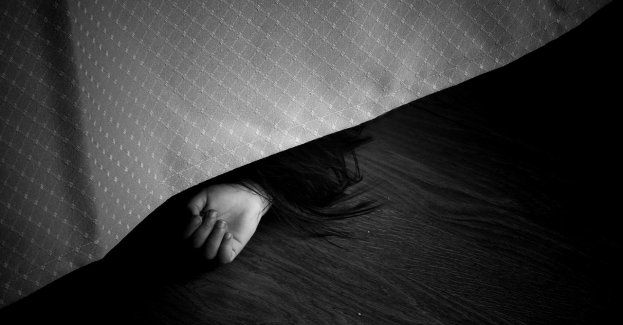 Ciało 20-latki znalezione w jednym z mieszkań; obrażenia wskazują na zabójstwo