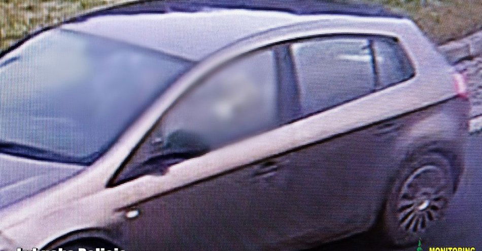 zdjęcie: Zamienił się miejscami z pasażerką aby ukryć prowadzenie z zakazem / fot. KMP Zielona Góra