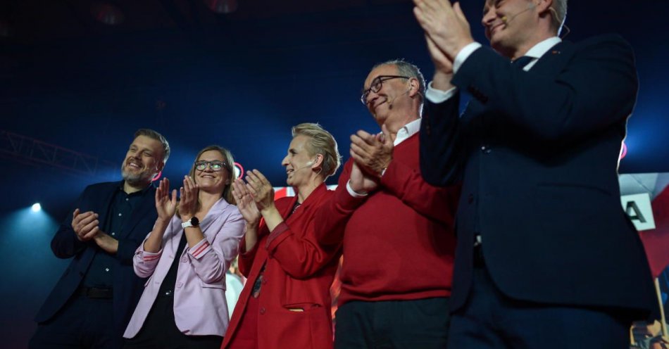 zdjęcie: Następny rząd nie może popełnić błędów, przez które wygrywał PiS / fot. PAP