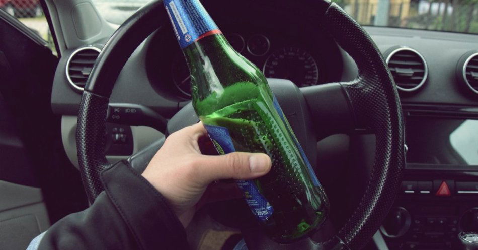 zdjęcie: Pijany kierowca skazany na więzienie i dożywotni zakaz / fot. KMP w Elblągu