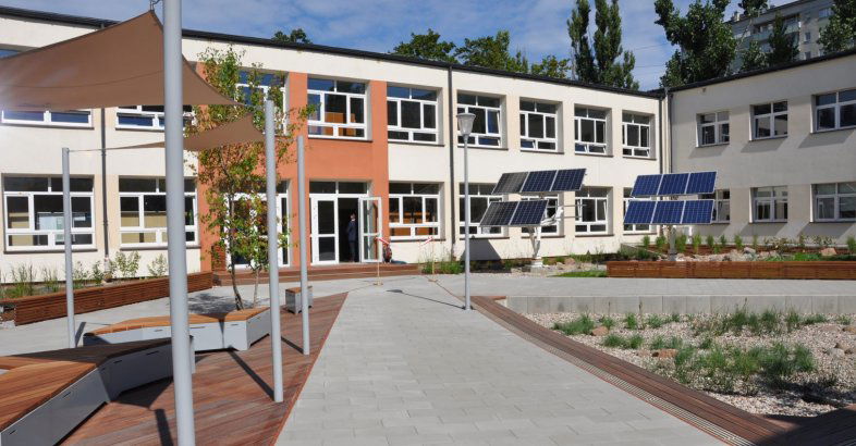 zdjęcie: Otwarto proekologiczne Patio na Woli / fot. nadesłane