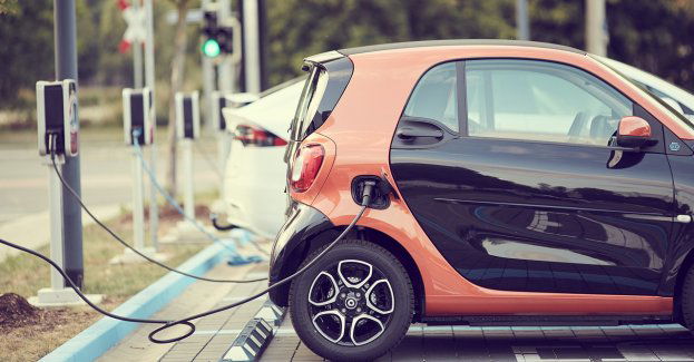 Na czwartkowej sesji radni zadecydują o zmianie regulaminu P+R, będzie opłata za ładowanie tam samochodów elektrycznych