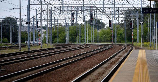 Prokuratura Krajowa przejęła śledztwo ws. nadawania sygnałów radio-stop i zatrzymania pociągów w Podlaskiem