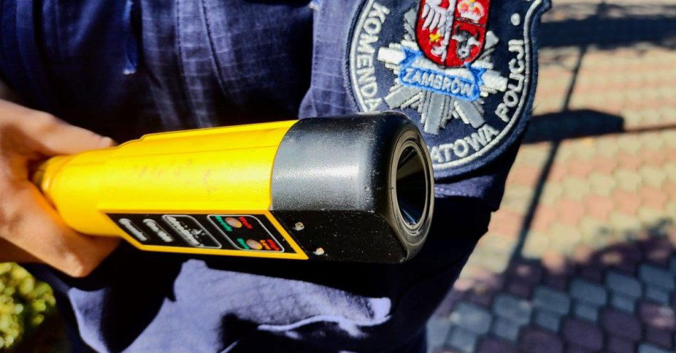 zdjęcie: Pijany kierowca z amfetaminą uderzył w zaparkowane auto / fot. KPP Zambrów