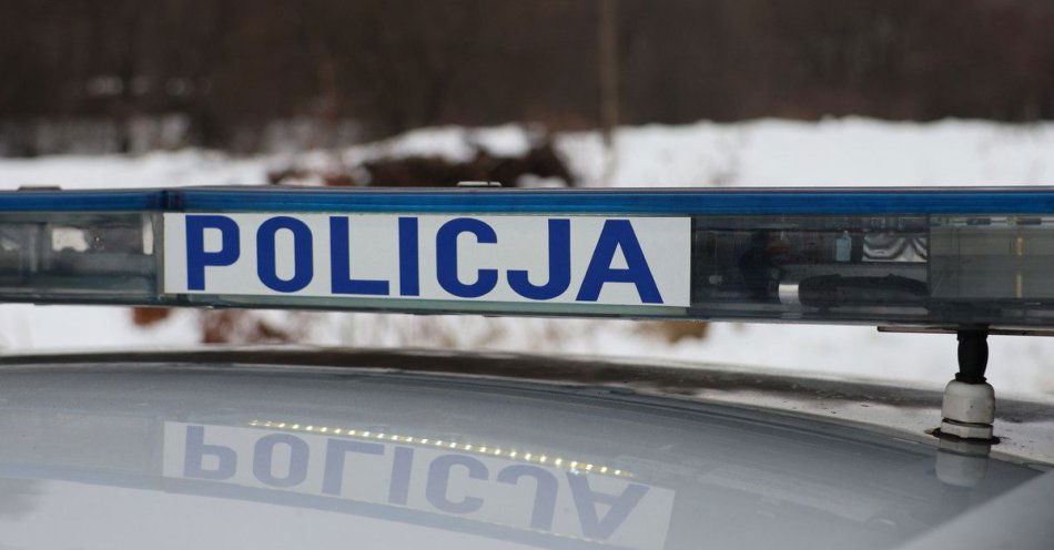 zdjęcie: Jak nie paść ofiarą oszustwa przy zakupach mikołajkowych / fot. KPP w Ustrzykach Dolnych