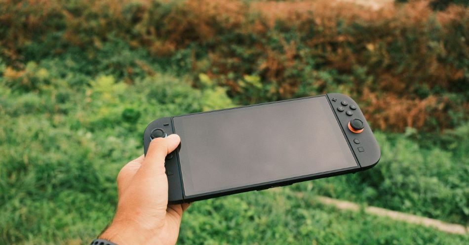 zdjęcie: Jaka konsola przenośna sprawdzi się w podróży? / fot. nadesłane / pexels