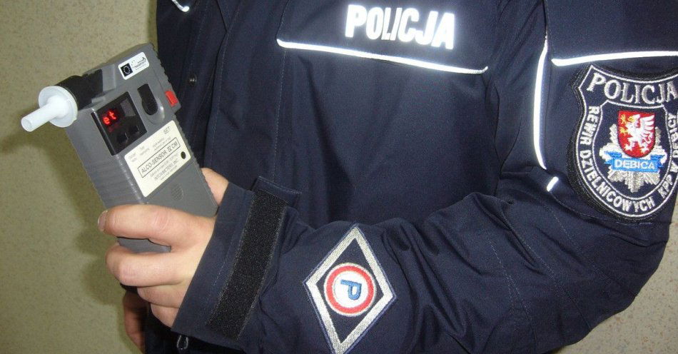 zdjęcie: Pijani rowerzyści zatrzymani. Rekordzista ponad 2 promile / fot. KPP w Dębicy fot. KPP Dębica